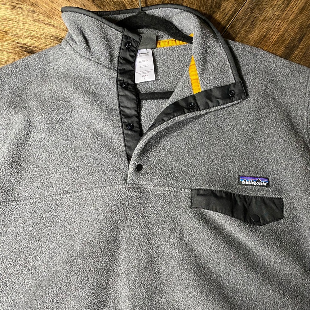 Patagonia Men’s pullover